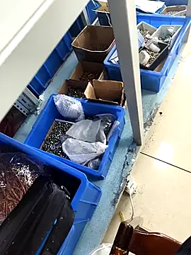 Snapshot of huzi518 chatting on September 26, 2025, 3:13 am huzi518 online show from September 26, 2025, 3:13 am