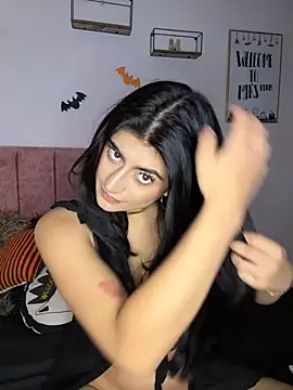 Snapshot of miakhalifaaa_ chatting on October 20, 2025, 8:53 pm miakhalifaaa  online show from October 20, 2025, 8:53 pm