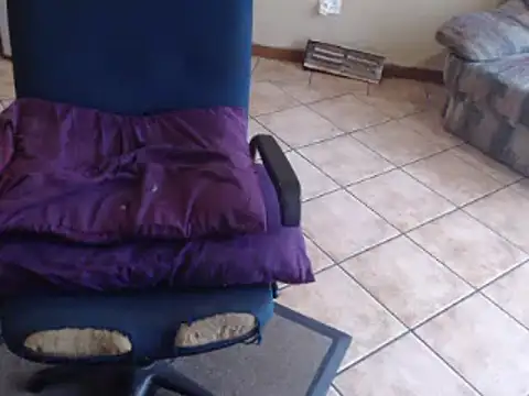 hotyoung24 online show from December 20, 2024, 3:58 am