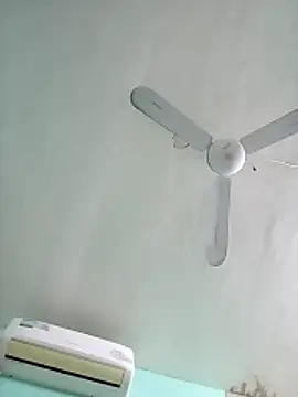 Andresguz35 online show from February 27, 2026, 4:56 am