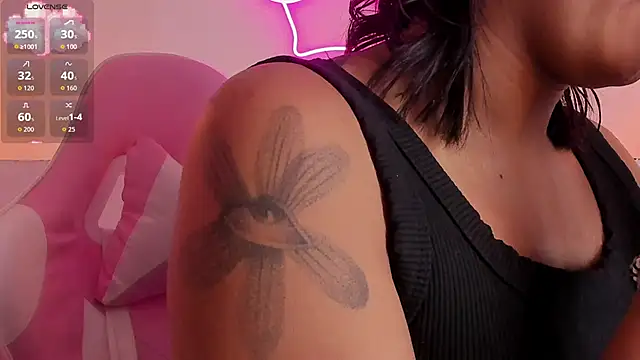 Snapshot of soy_jess03 chatting on September 24, 2025, 12:11 pm soy jess03 online show from September 24, 2025, 12:11 pm