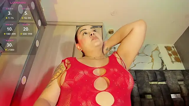 zandra milf  online show from March 6, 2025, 12:41 pm