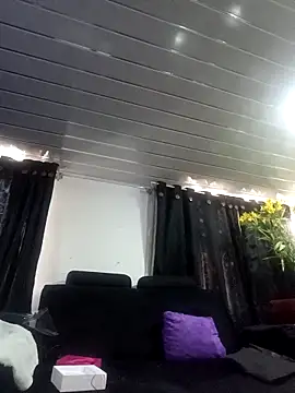 Snapshot of Fenix_528 chatting on October 26, 2025, 8:20 pm Fenix 528 online show from October 26, 2025, 8:20 pm