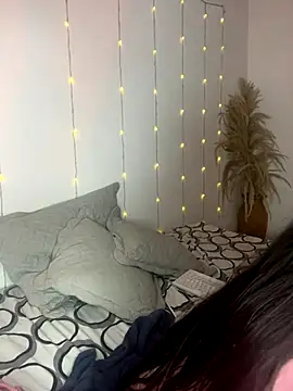 Maisa issa online show from September 27, 2025, 2:01 pm