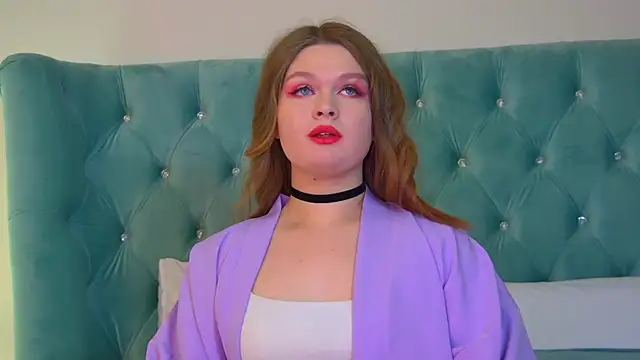 CrystalLyons online show from February 21, 2025, 2:06 pm