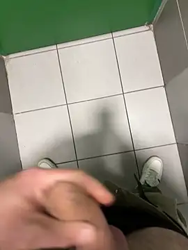 Snapshot of mj23641 chatting on March 3, 2026, 4:47 pm mj23641 online show from March 3, 2026, 4:47 pm