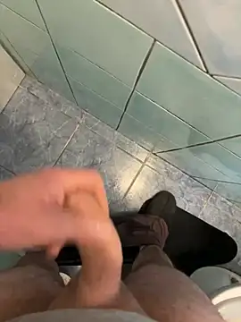 Snapshot of mj23641 chatting on February 15, 2026, 11:09 am mj23641 online show from February 15, 2026, 11:09 am