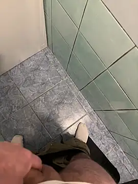 Snapshot of mj23641 chatting on February 20, 2026, 8:11 pm mj23641 online show from February 20, 2026, 8:11 pm