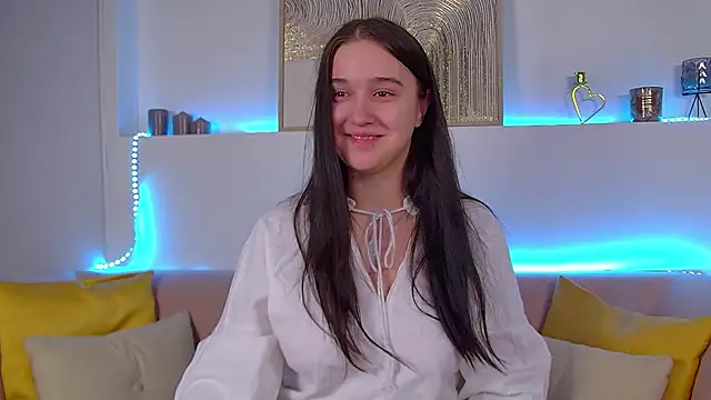 ChristinaMilton online show from March 7, 2025, 6:11 pm