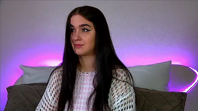 ChristinaMilton online show from February 24, 2025, 6:26 pm