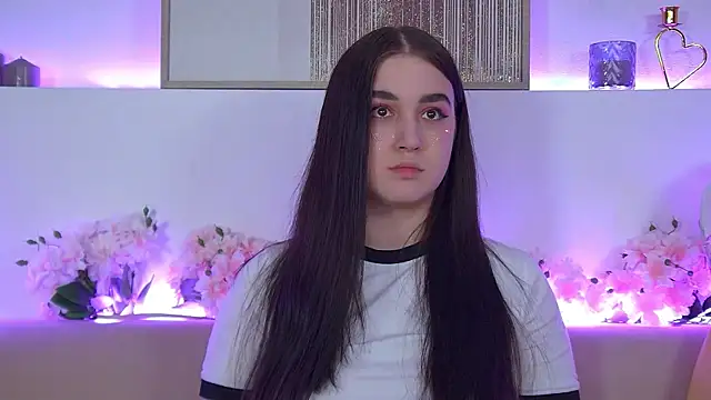 ChristinaMilton online show from February 14, 2025, 6:29 pm