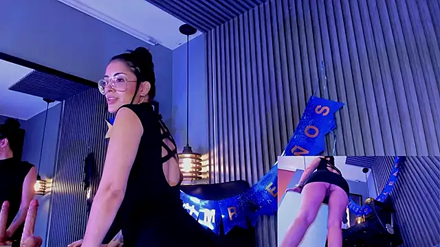 Snapshot of aura-baker chatting on March 7, 2025, 4:00 pm aura-baker online show from March 7, 2025, 4:00 pm