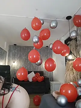 aura-baker online show from November 30, 2025, 5:08 am