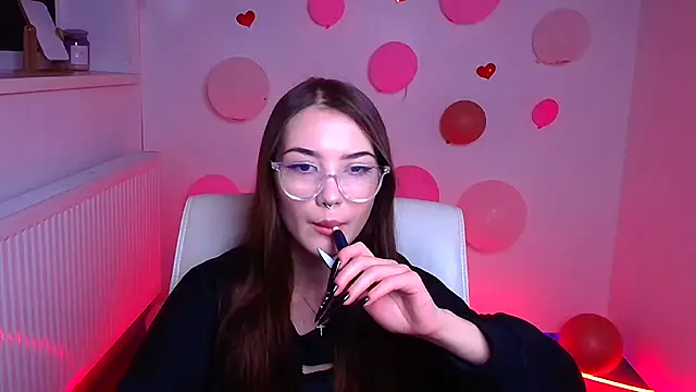 Sandy GG online show from March 10, 2025, 10:18 am
