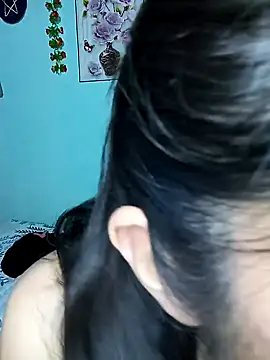 Snapshot of ELISA_90 chatting on February 1, 2025, 7:44 pm ELISA 90 online show from February 1, 2025, 7:44 pm