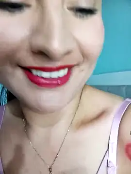 Snapshot of ELISA_90 chatting on February 13, 2025, 4:17 pm ELISA 90 online show from February 13, 2025, 4:17 pm