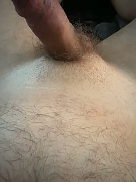 Snapshot of jrizz215 chatting on March 18, 2025, 7:12 pm jrizz215 online show from March 18, 2025, 7:12 pm