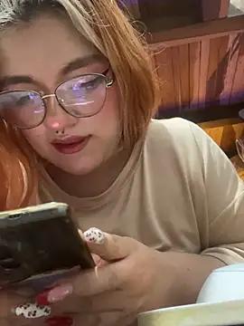 SophiaWeestt99 online show from March 3, 2026, 4:08 am