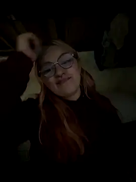 SophiaWeestt99 online show from September 25, 2025, 2:39 am