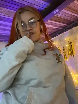 SophiaWeestt99 online show from April 14, 2026, 3:55 am