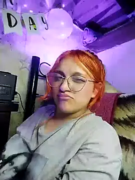 SophiaWeestt99 online show from March 12, 2025, 10:48 am
