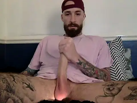 Snapshot of Tuhands chatting on January 15, 2025, 3:07 pm Tuhands online show from January 15, 2025, 3:07 pm