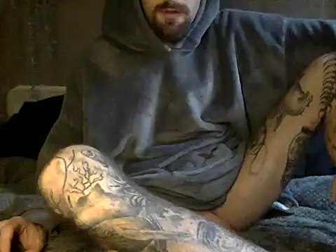 Snapshot of Tuhands chatting on January 20, 2025, 2:57 pm Tuhands online show from January 20, 2025, 2:57 pm