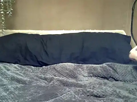 Snapshot of Tuhands chatting on February 2, 2025, 11:07 am Tuhands online show from February 2, 2025, 11:07 am