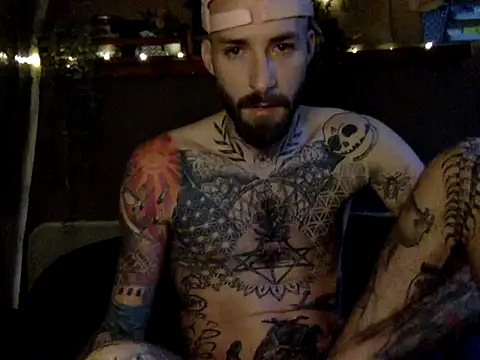 Snapshot of Tuhands chatting on February 14, 2025, 8:21 am Tuhands online show from February 14, 2025, 8:21 am