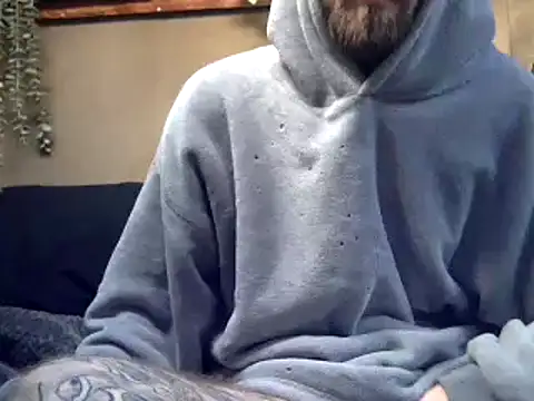 Snapshot of Tuhands chatting on February 24, 2025, 2:04 pm Tuhands online show from February 24, 2025, 2:04 pm