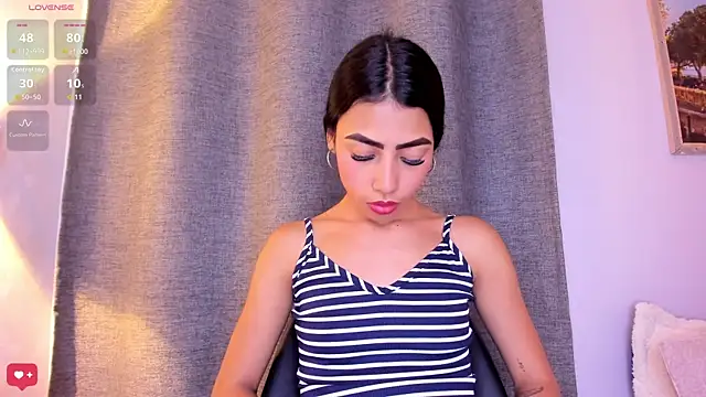 Snapshot of Little_caprice_x chatting on September 19, 2025, 7:29 pm Little caprice x online show from September 19, 2025, 7:29 pm