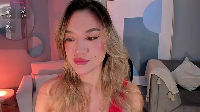 Snapshot of RebeccaHudson chatting on October 10, 2025, 7:15 pm RebeccaHudson online show from October 10, 2025, 7:15 pm