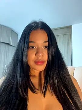 Snapshot of Aitana98_ chatting on October 26, 2025, 2:12 am Aitana98  online show from October 26, 2025, 2:12 am