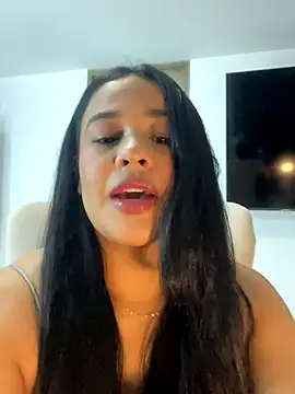 Snapshot of Aitana98_ chatting on September 25, 2025, 1:55 am Aitana98  online show from September 25, 2025, 1:55 am