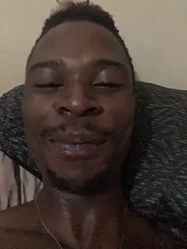 eyoItsRiley online show from June 21, 2026, 2:39 am