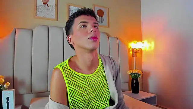 Snapshot of SEANTROYY chatting on October 11, 2025, 4:02 am SEANTROYY online show from October 11, 2025, 4:02 am