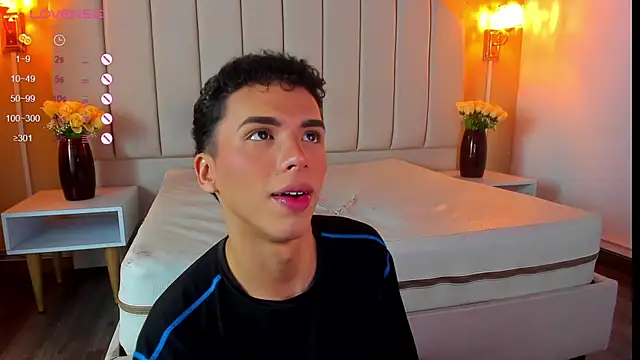 SEANTROYY online show from September 15, 2025, 3:40 am
