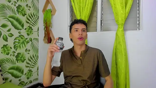 SEANTROYY online show from March 13, 2025, 3:54 am