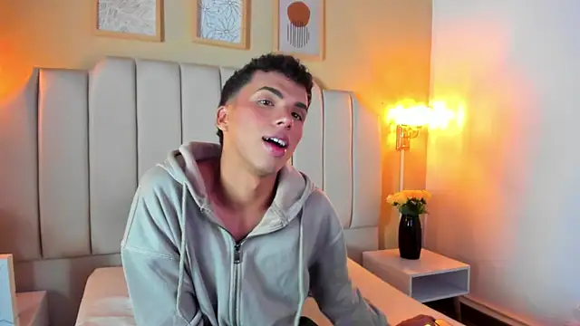 Snapshot of SEANTROYY chatting on October 28, 2025, 4:13 am SEANTROYY online show from October 28, 2025, 4:13 am