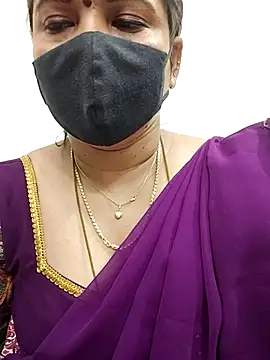 Snapshot of gaurika18 chatting on September 19, 2025, 1:26 pm gaurika18 online show from September 19, 2025, 1:26 pm