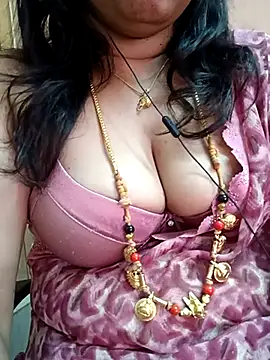 Snapshot of gaurika18 chatting on March 10, 2025, 8:50 am gaurika18 online show from March 10, 2025, 8:50 am