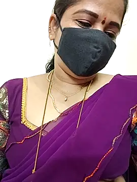 Snapshot of gaurika18 chatting on September 20, 2025, 5:23 am gaurika18 online show from September 20, 2025, 5:23 am