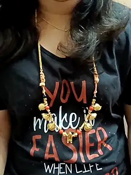 Snapshot of gaurika18 chatting on March 15, 2025, 10:44 pm gaurika18 online show from March 15, 2025, 10:44 pm