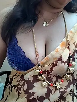 Snapshot of gaurika18 chatting on March 17, 2025, 12:04 pm gaurika18 online show from March 17, 2025, 12:04 pm