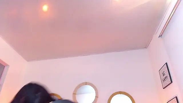 zoe hecate sexx online show from December 2, 2025, 4:14 am