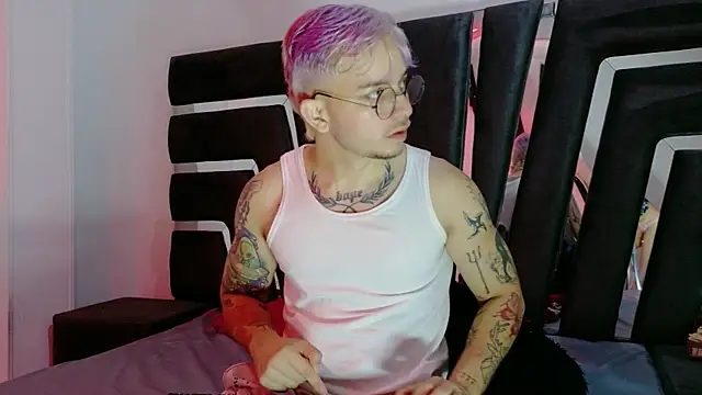 AliceandMax online show from January 15, 2026, 1:25 pm