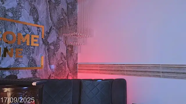 Snapshot of Keila_Mendoza chatting on September 18, 2025, 11:41 pm Keila Mendoza online show from September 18, 2025, 11:41 pm