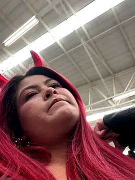 lia moon77 online show from October 31, 2025, 4:25 pm