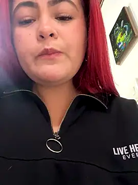 lia moon77 online show from September 29, 2025, 8:14 pm