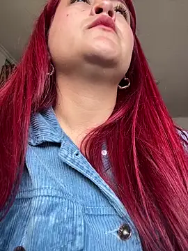 lia moon77 online show from February 28, 2025, 10:17 pm